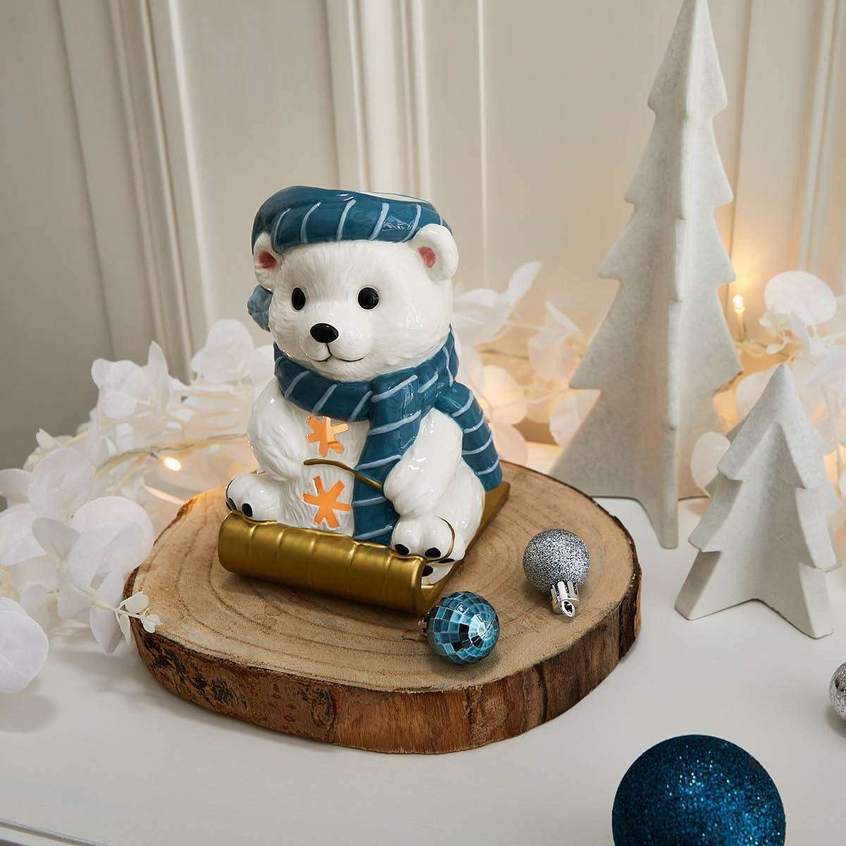 Pi7 image  4 fh23 p93784 b