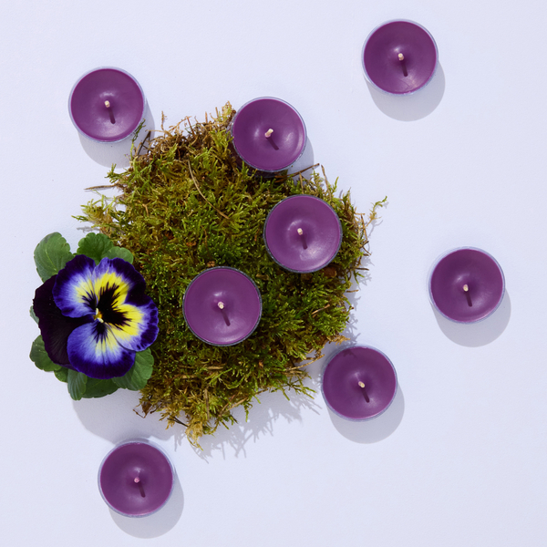 Twilight violet and patchouli tealights